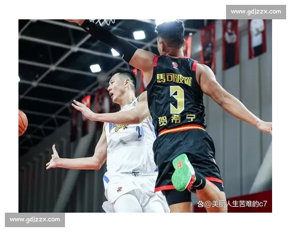 广东宏远强势迎战深圳新世纪焦点对决引爆CBA赛场夜晚巅峰之战